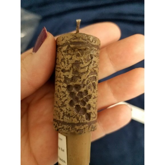 wine bottle dripping candles set of three 2.5 cm by 7.3 cm leaf and grape design - Picture 4 of 5